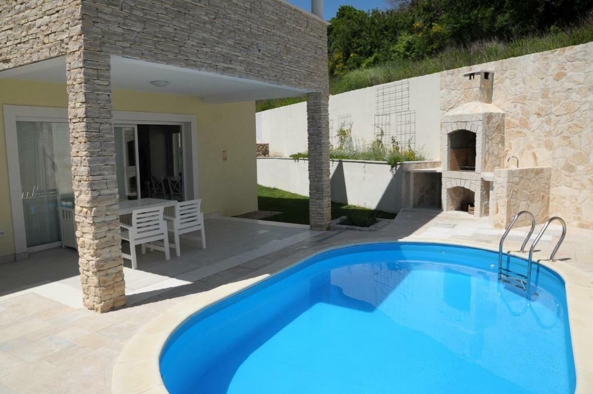 House Sunny Rock Baska Villa Dış mekan fotoğraf
