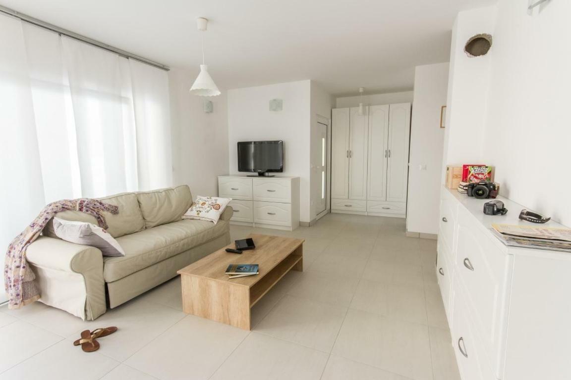 House Sunny Rock Baska Villa Dış mekan fotoğraf
